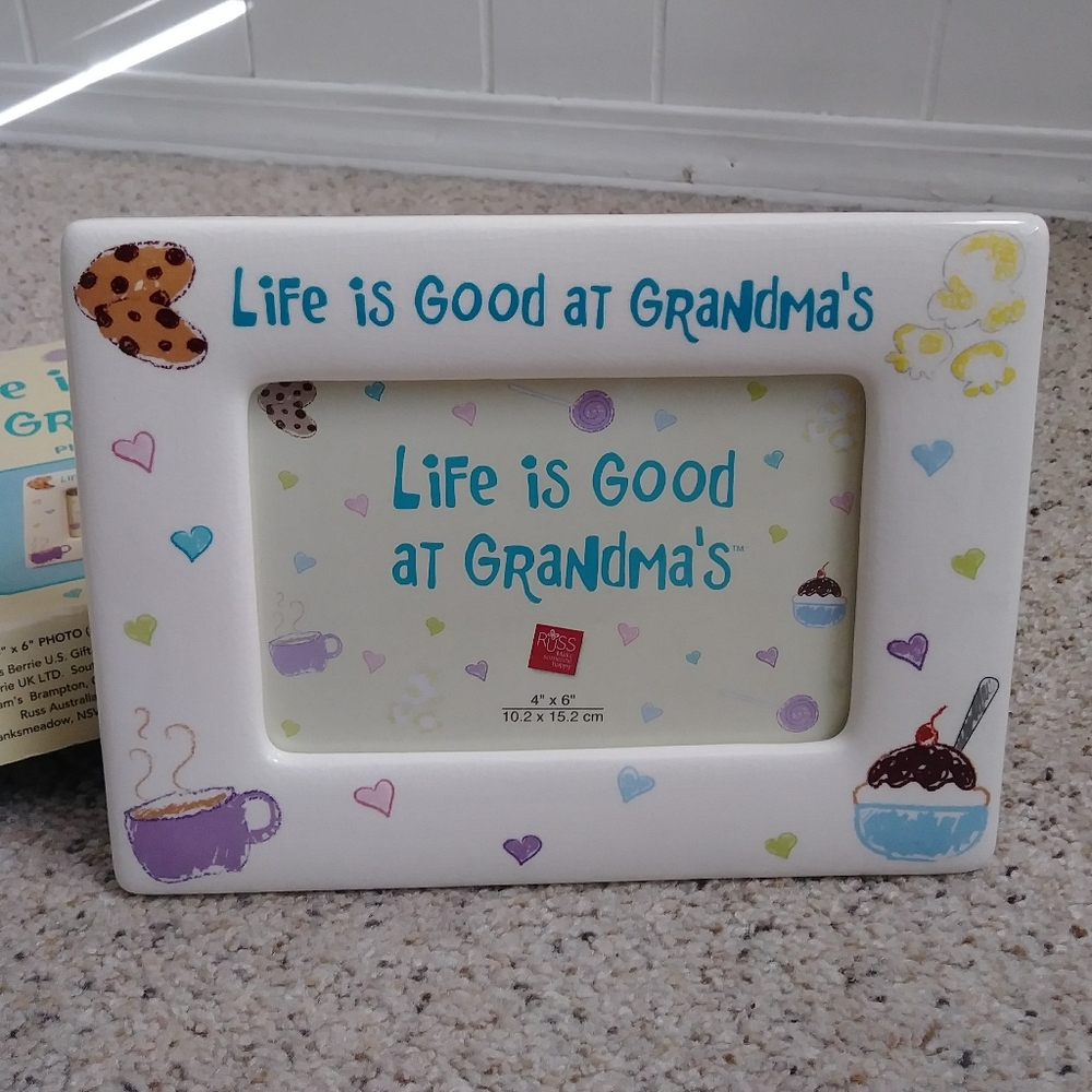 Vintage life is good at grandma's picture frame